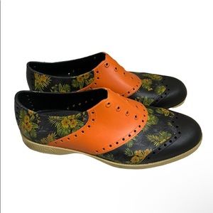 COPY - Biion golf shoes Oxford Luau tropical orange
floral blue comfort recycle…